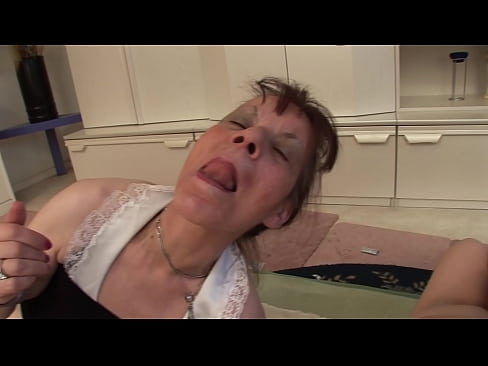 ❤️ Dvi močiutės ir vienas senelis mylisi trise ❤❌ Anal video prie mūsų ❌️❤